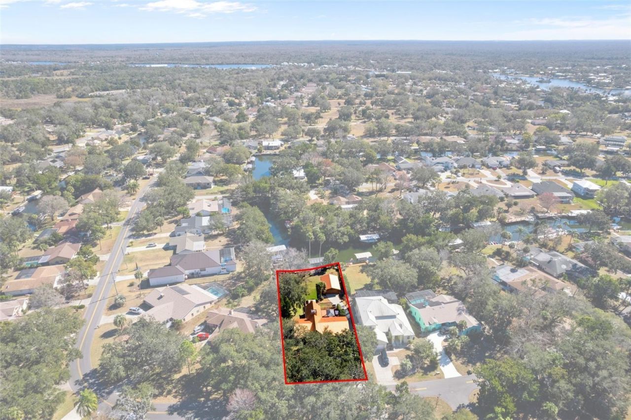 11870 W Riverhaven Drive, Homosassa, FL 34448 Photo