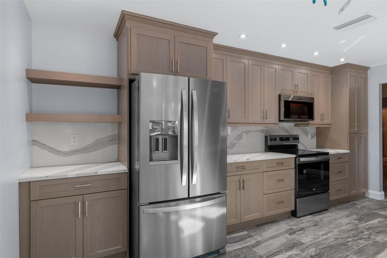 11870 W Riverhaven Drive, Homosassa, FL 34448 Photo