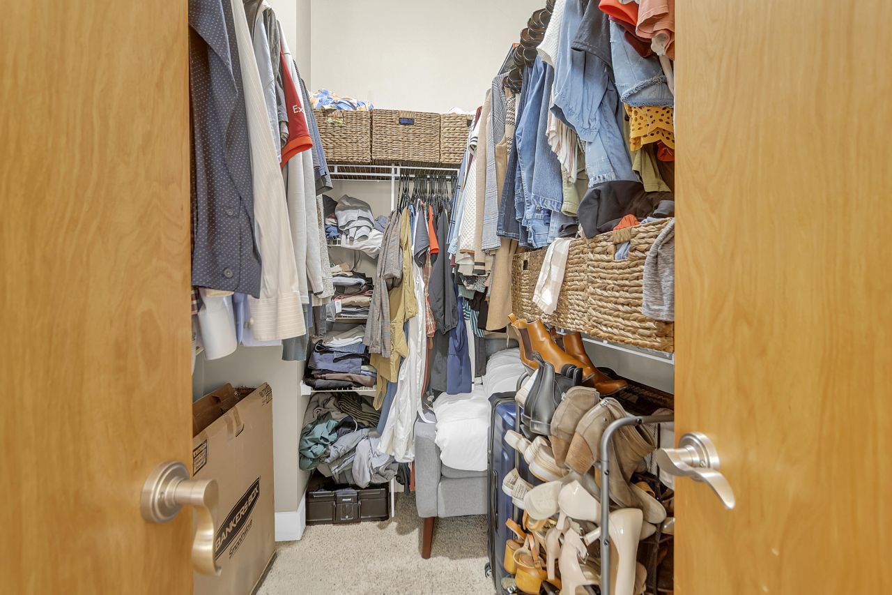 150 Bee Street Photo 16