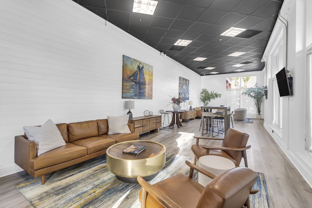 150 Bee Street Photo 26