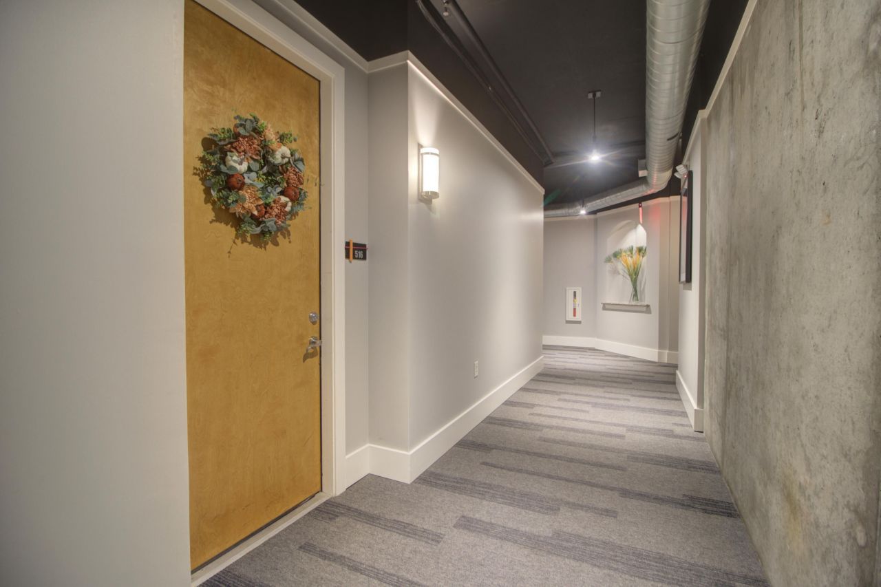 150 Bee Street Photo 30