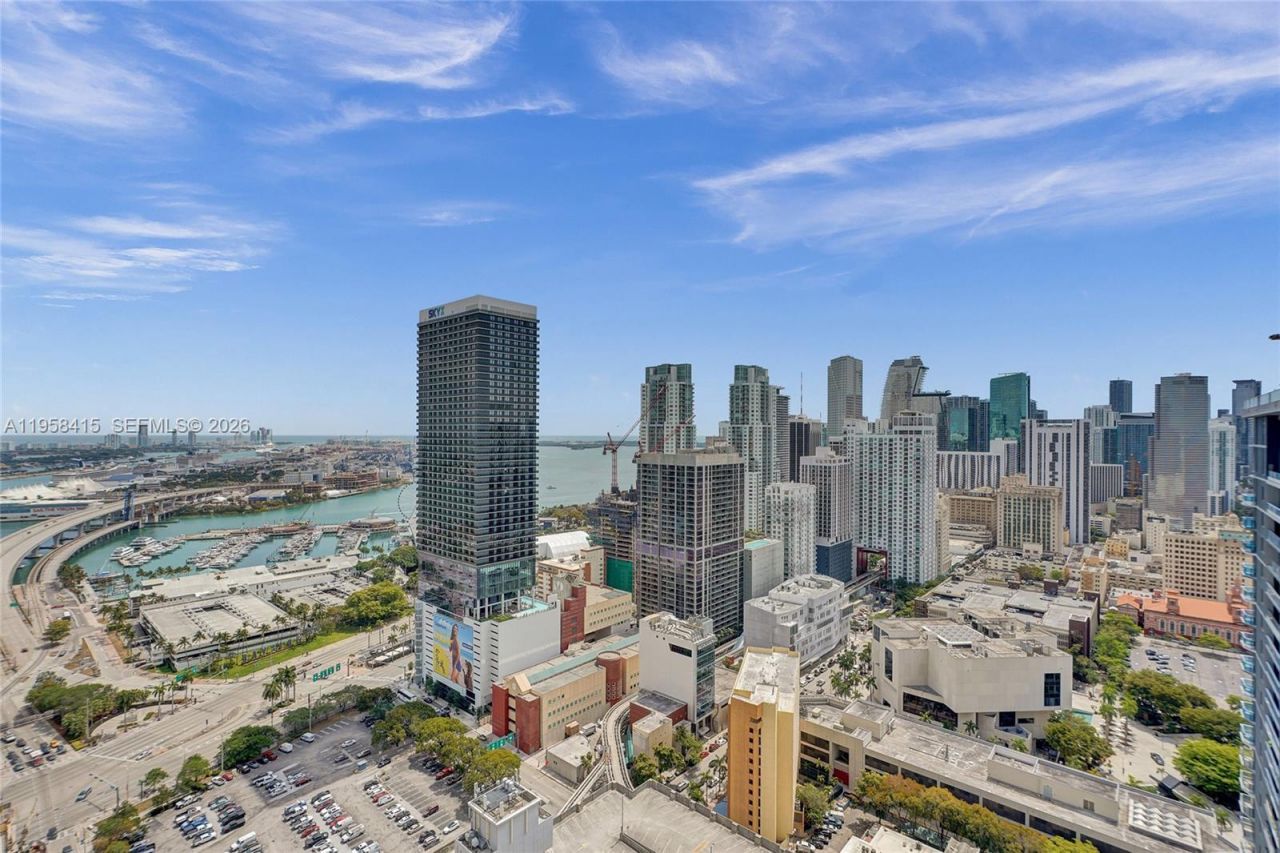 159 NE 6th St, Unit 3405, Miami, FL 33132 Photo