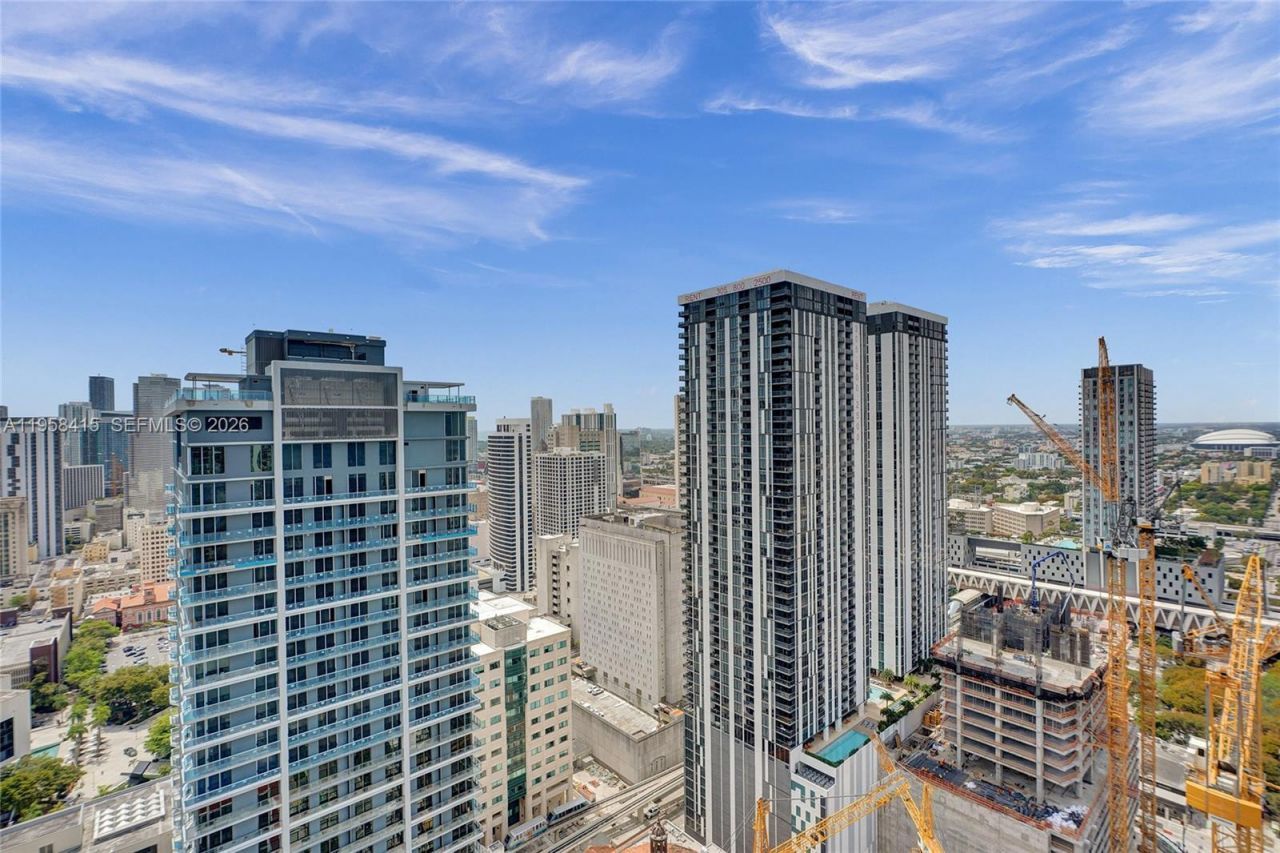 159 NE 6th St, Unit 3405, Miami, FL 33132 Photo