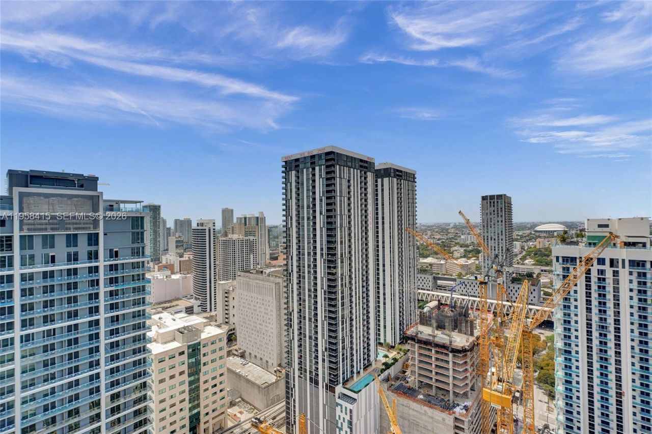 159 NE 6th St, Unit 3405, Miami, FL 33132 Photo