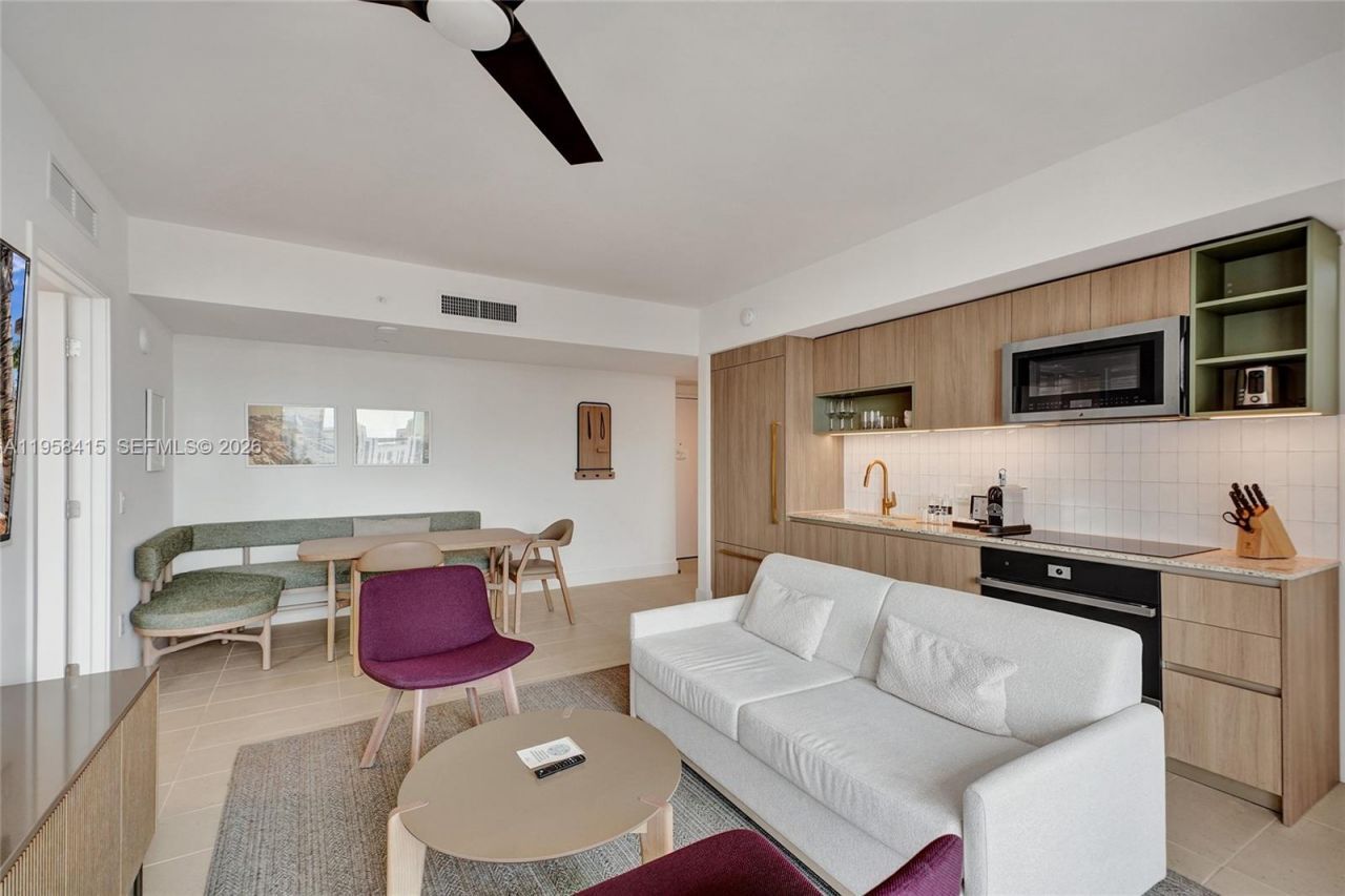 159 NE 6th St, Unit 3405, Miami, FL 33132 Photo