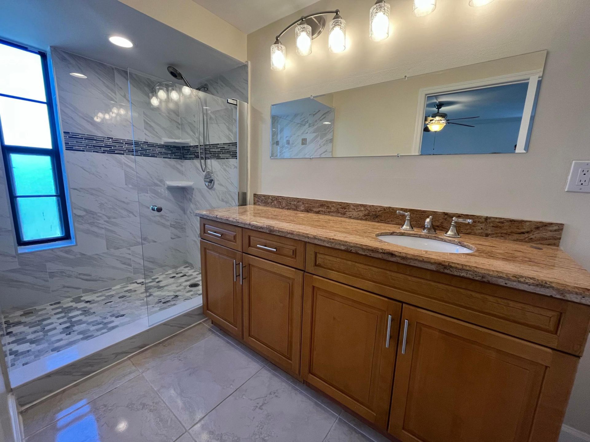 9300 SW 8th Street, Unit 301, Boca Raton, FL 33428 Photo