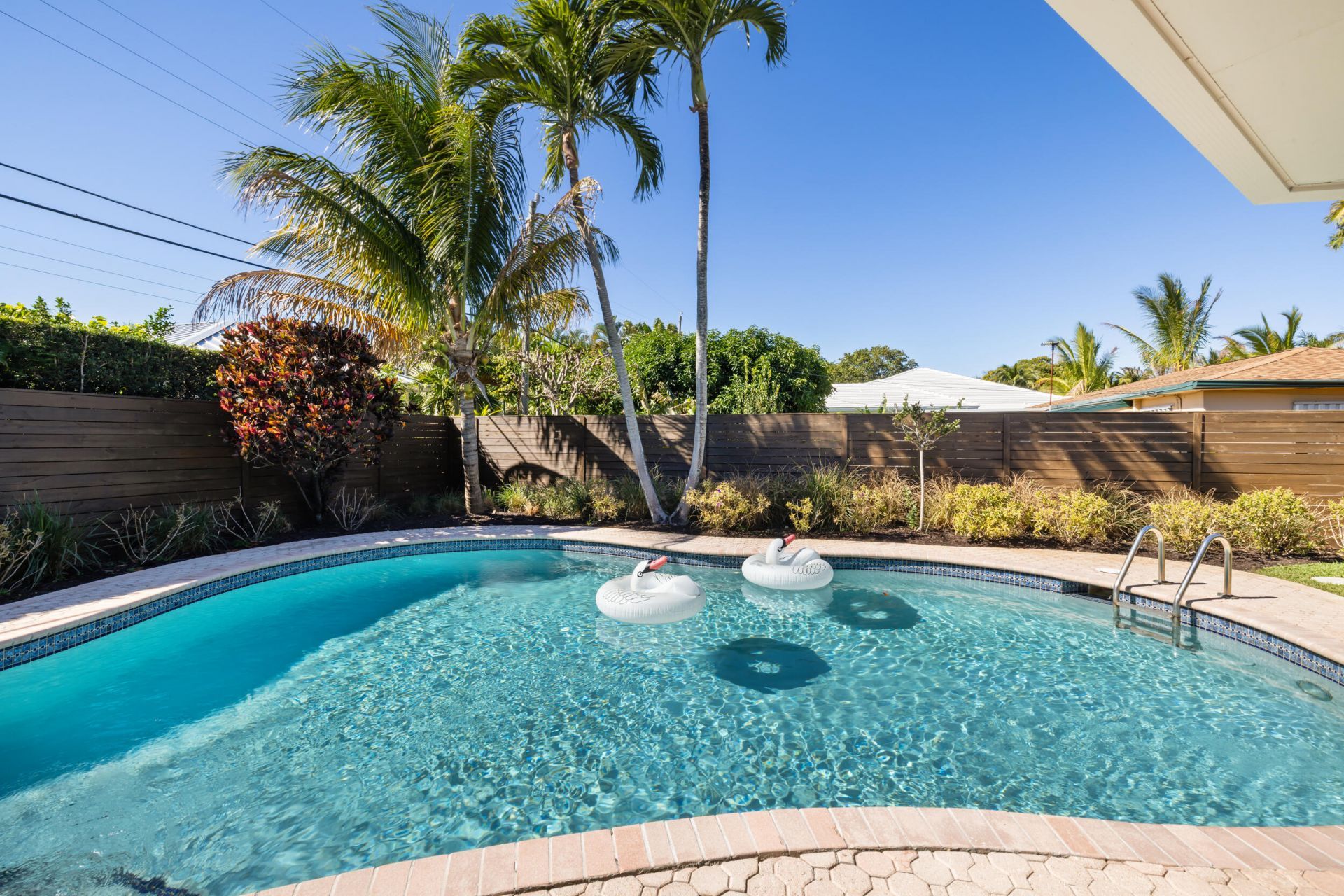 310 Orange Way, West Palm Beach, FL 33405 Photo