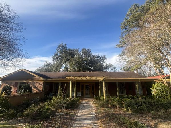 722 W 14th Street, Crowley, LA 70526