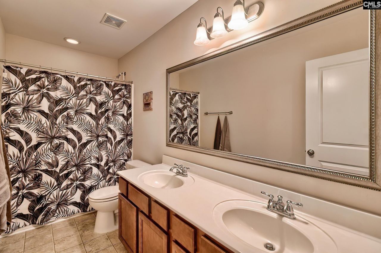 523 Flat Creek Drive  Photo 32