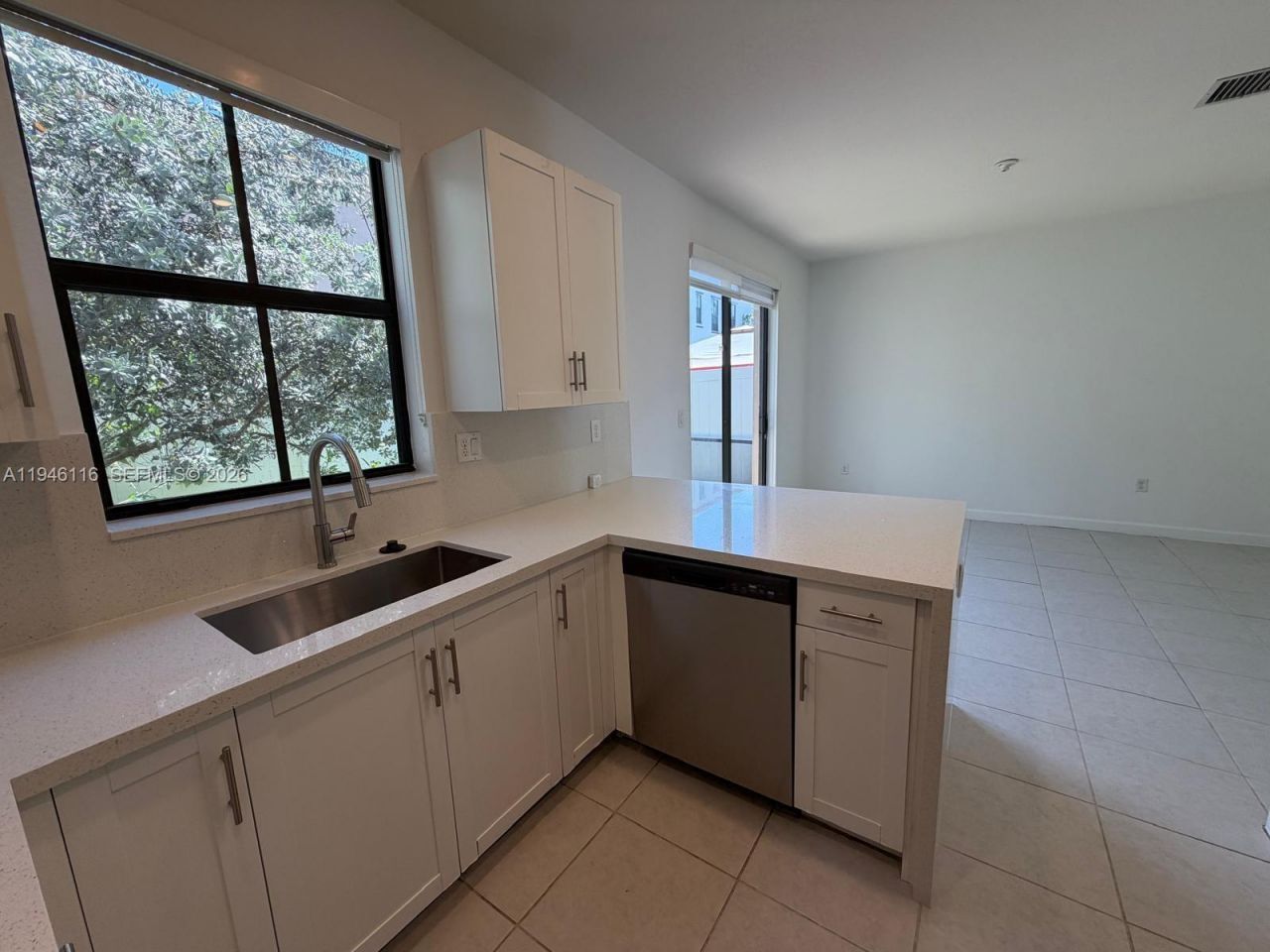 3326 W 112th St, Hialeah, FL 33018 Photo