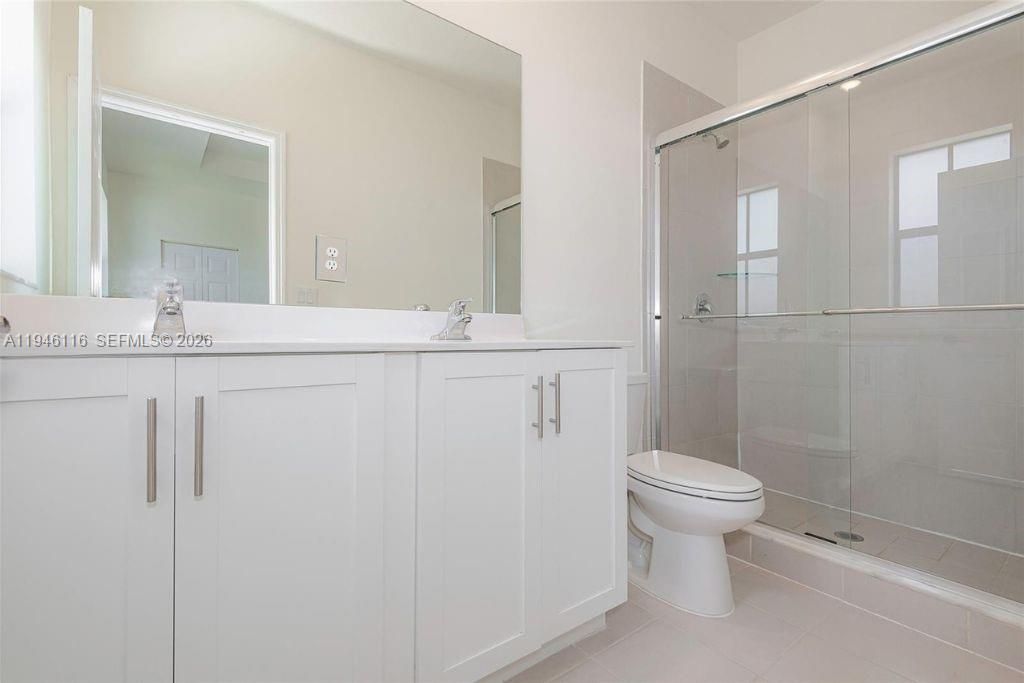 3326 W 112th St, Hialeah, FL 33018 Photo