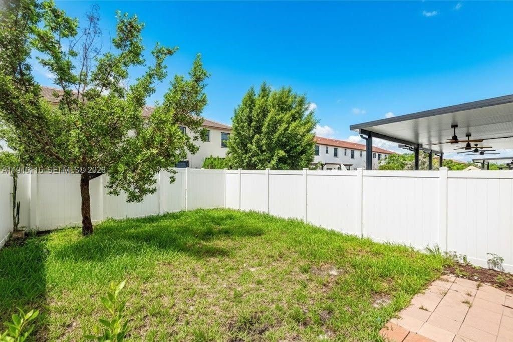 3326 W 112th St, Hialeah, FL 33018 Photo