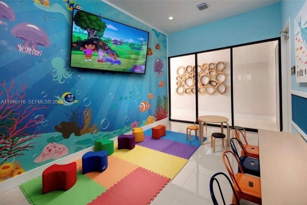 3326 W 112th St, Hialeah, FL 33018 Photo