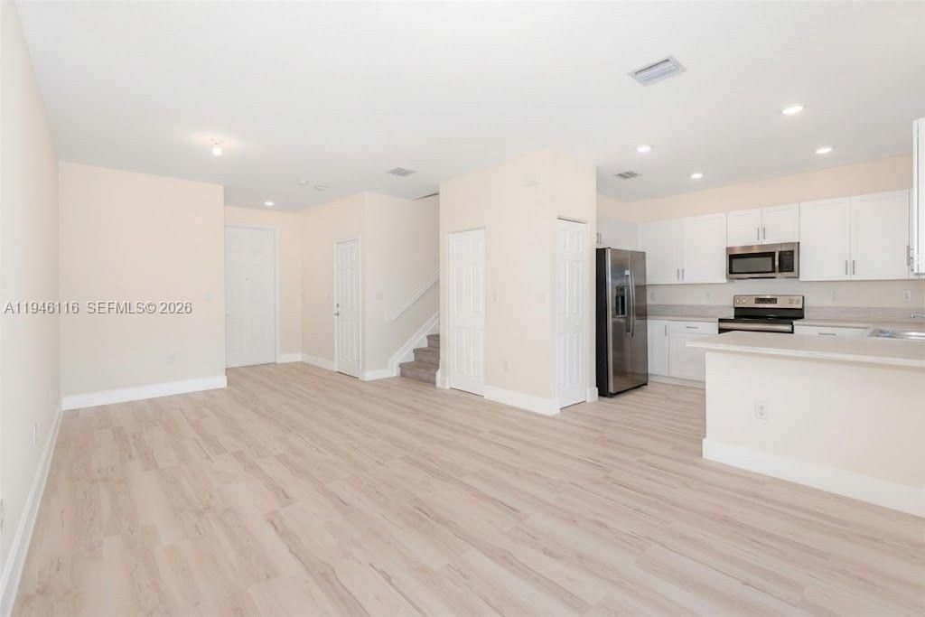 3326 W 112th St, Hialeah, FL 33018 Photo