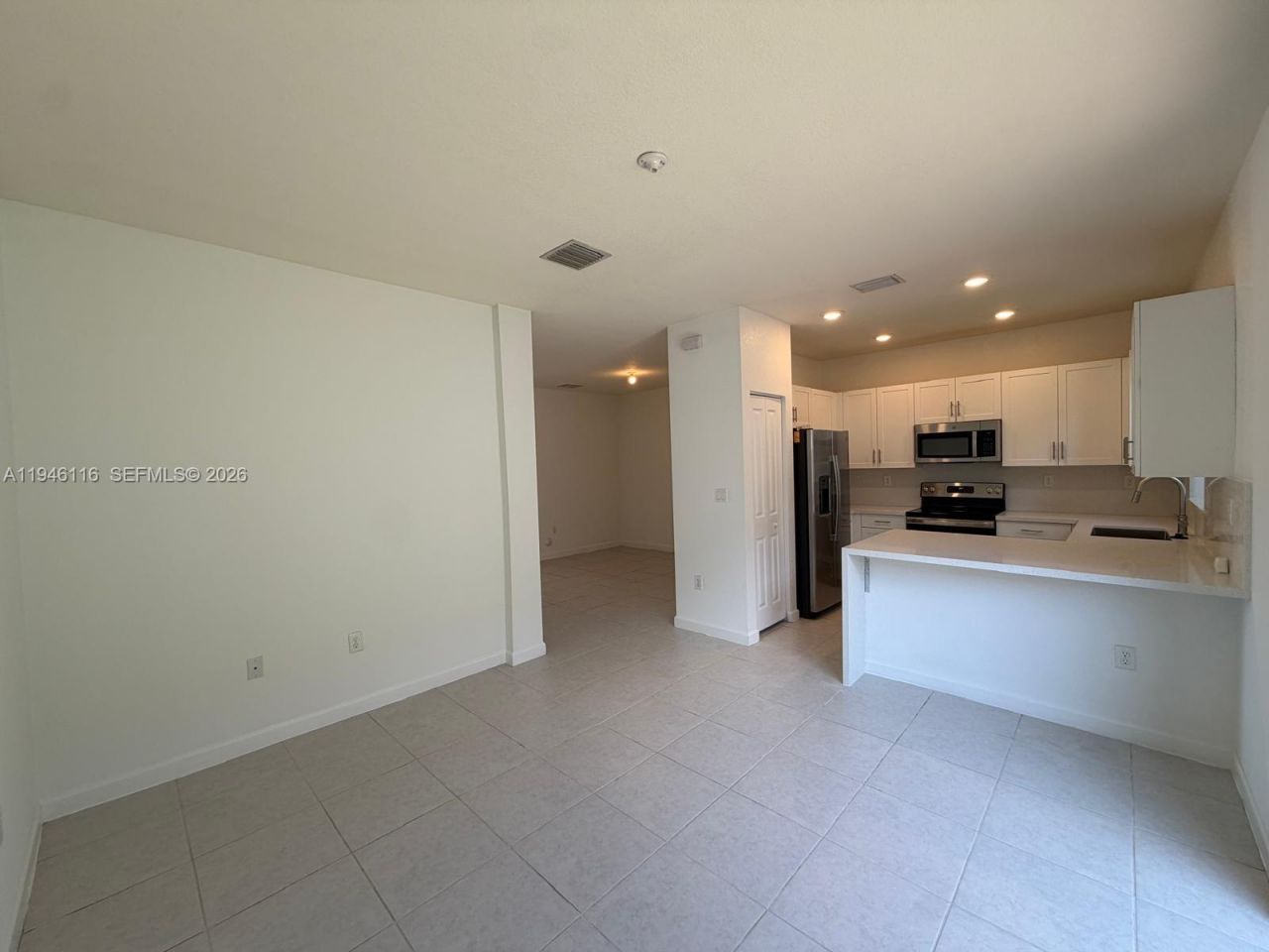 3326 W 112th St, Hialeah, FL 33018 Photo