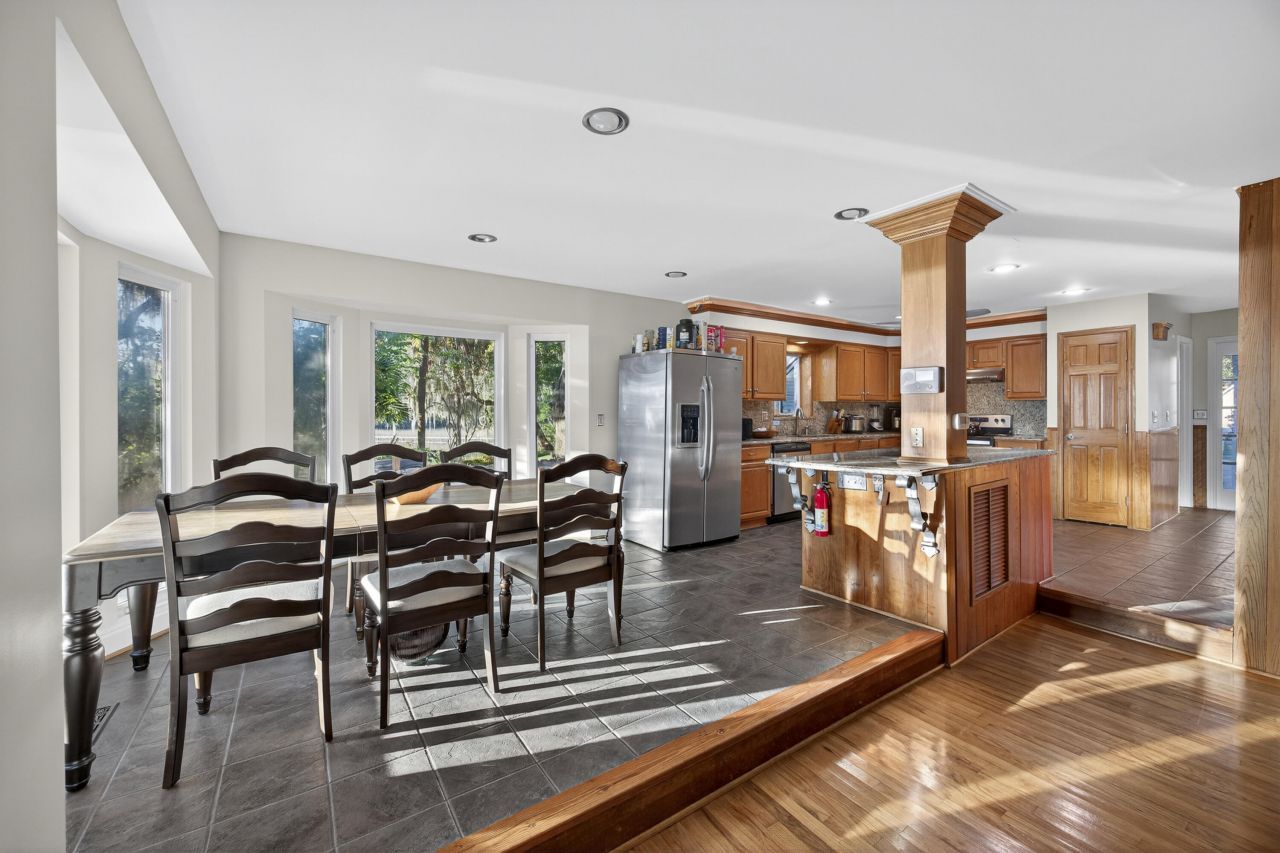 5703 St Angela Drive Photo 10