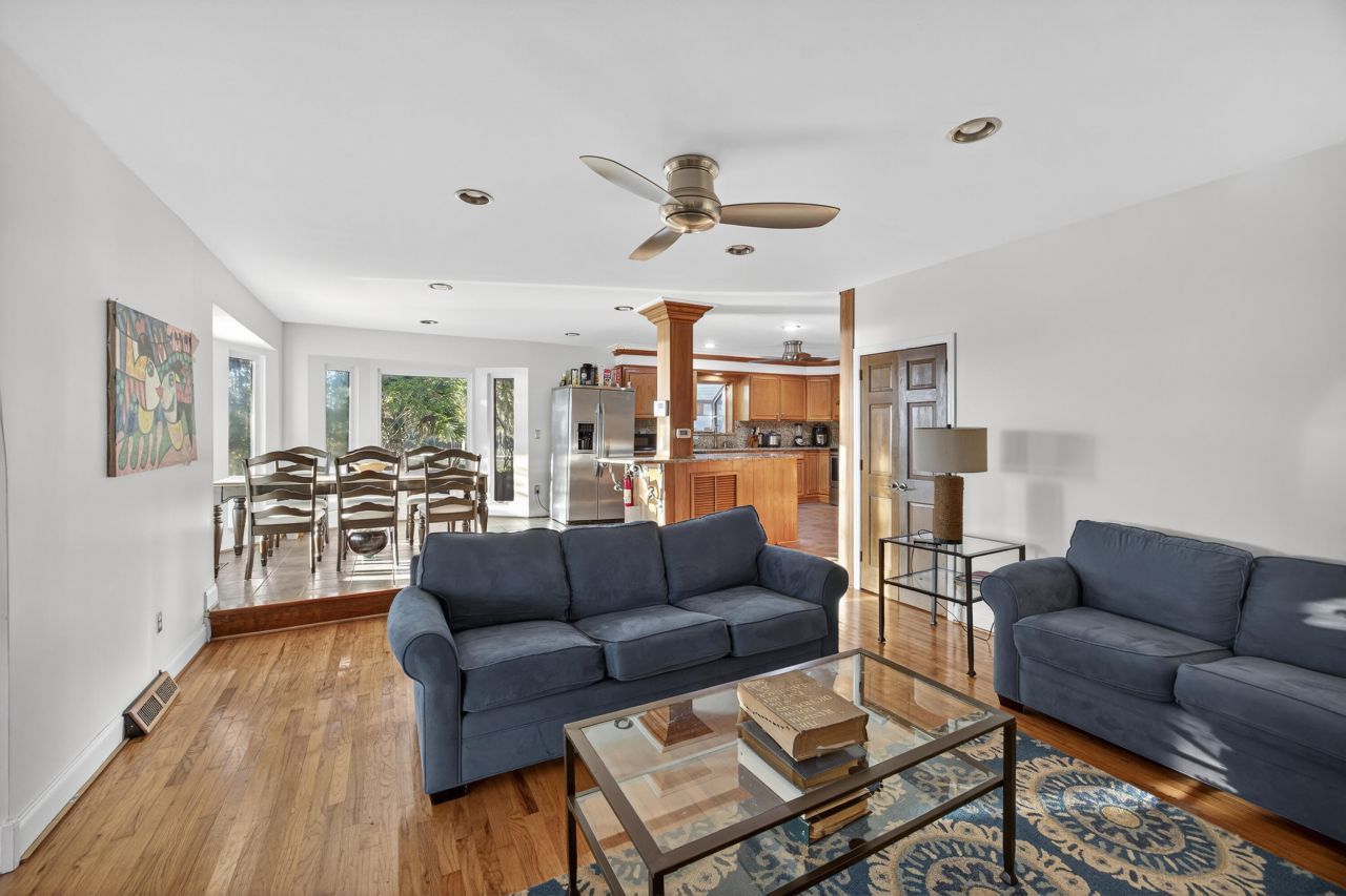 5703 St Angela Drive Photo 11