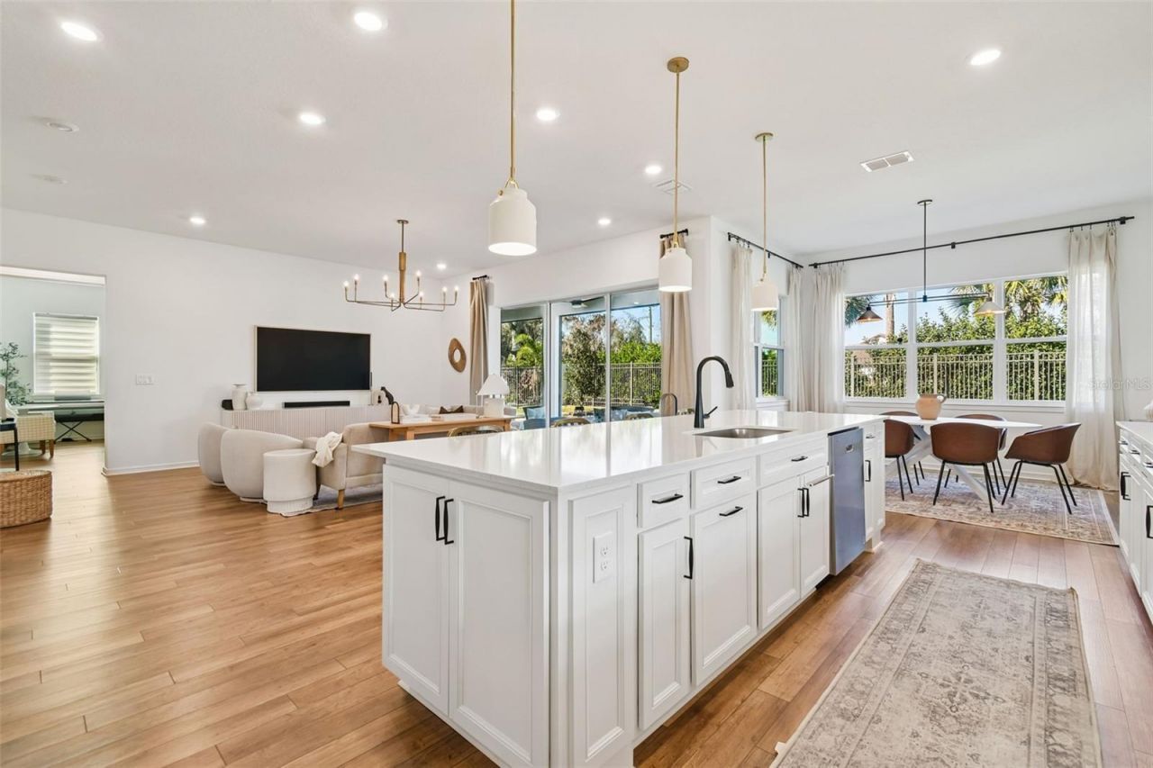 13816 Sharp Hawk Drive, Riverview, FL 33569 Photo