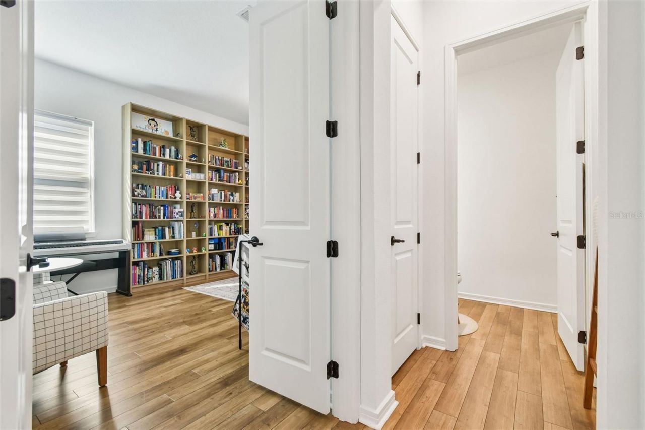 13816 Sharp Hawk Drive, Riverview, FL 33569 Photo