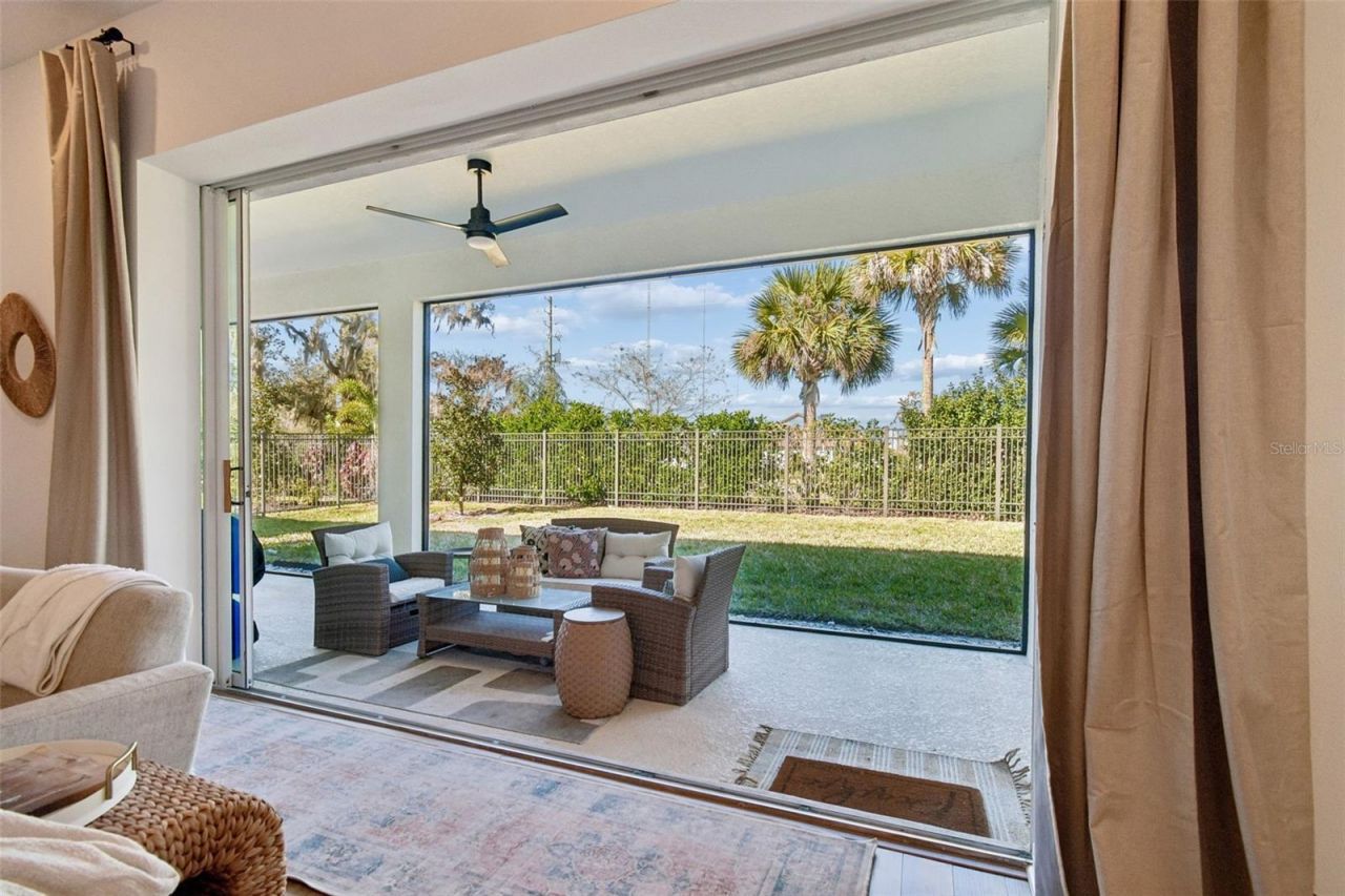 13816 Sharp Hawk Drive, Riverview, FL 33569 Photo