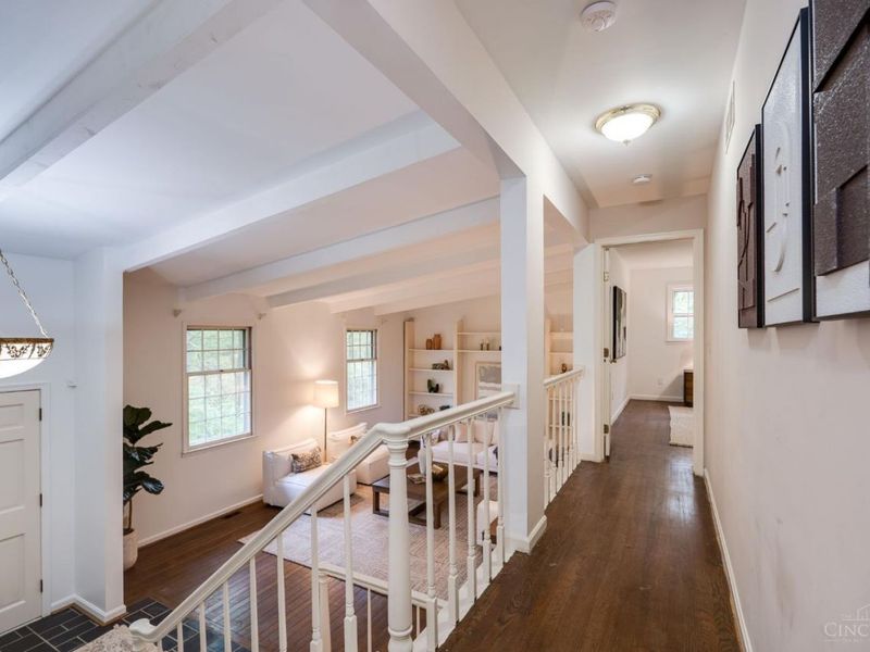 204 Brocdorf Drive, Wyoming, OH 45215 Photo 10