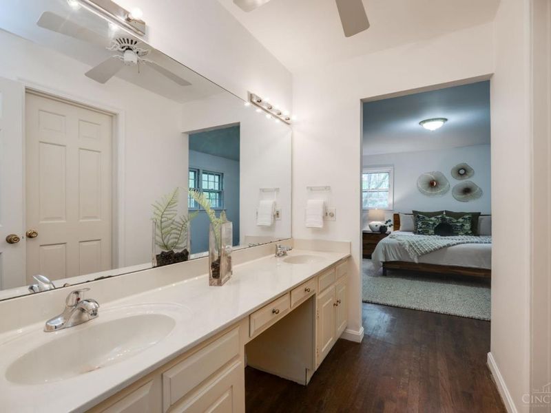 204 Brocdorf Drive, Wyoming, OH 45215 Photo 17