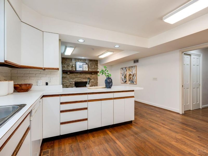 204 Brocdorf Drive, Wyoming, OH 45215 Photo 25