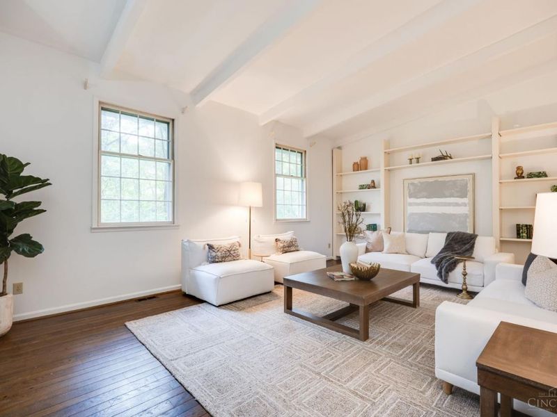 204 Brocdorf Drive, Wyoming, OH 45215 Photo 8