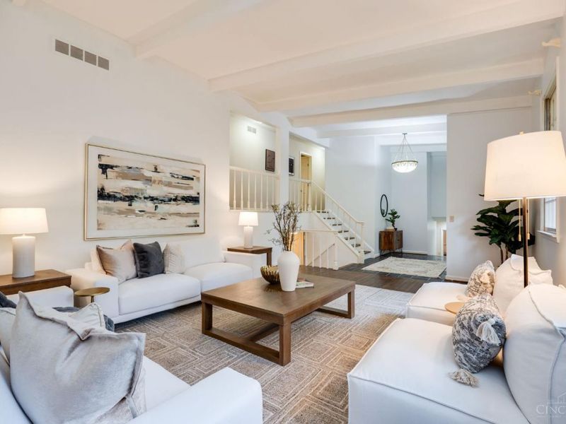 204 Brocdorf Drive, Wyoming, OH 45215 Photo 9