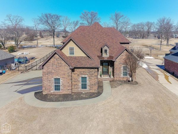 4408 Lochmoor Circle, Jonesboro, AR 72405