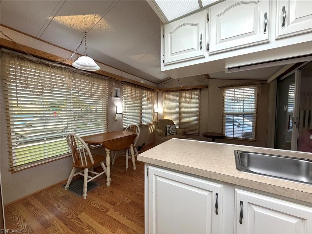 4710 Split Log Ln W, Estero, FL 33928 Photo