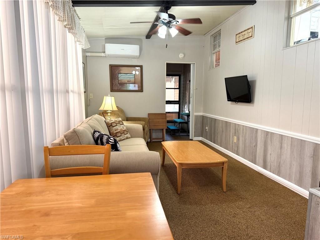 4710 Split Log Ln W, Estero, FL 33928 Photo