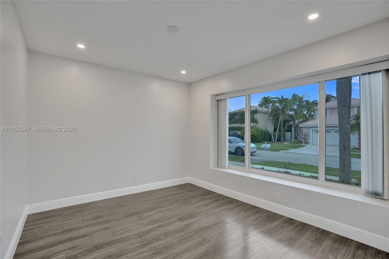 18034 SW 20th St, Miramar, FL 33029 Photo