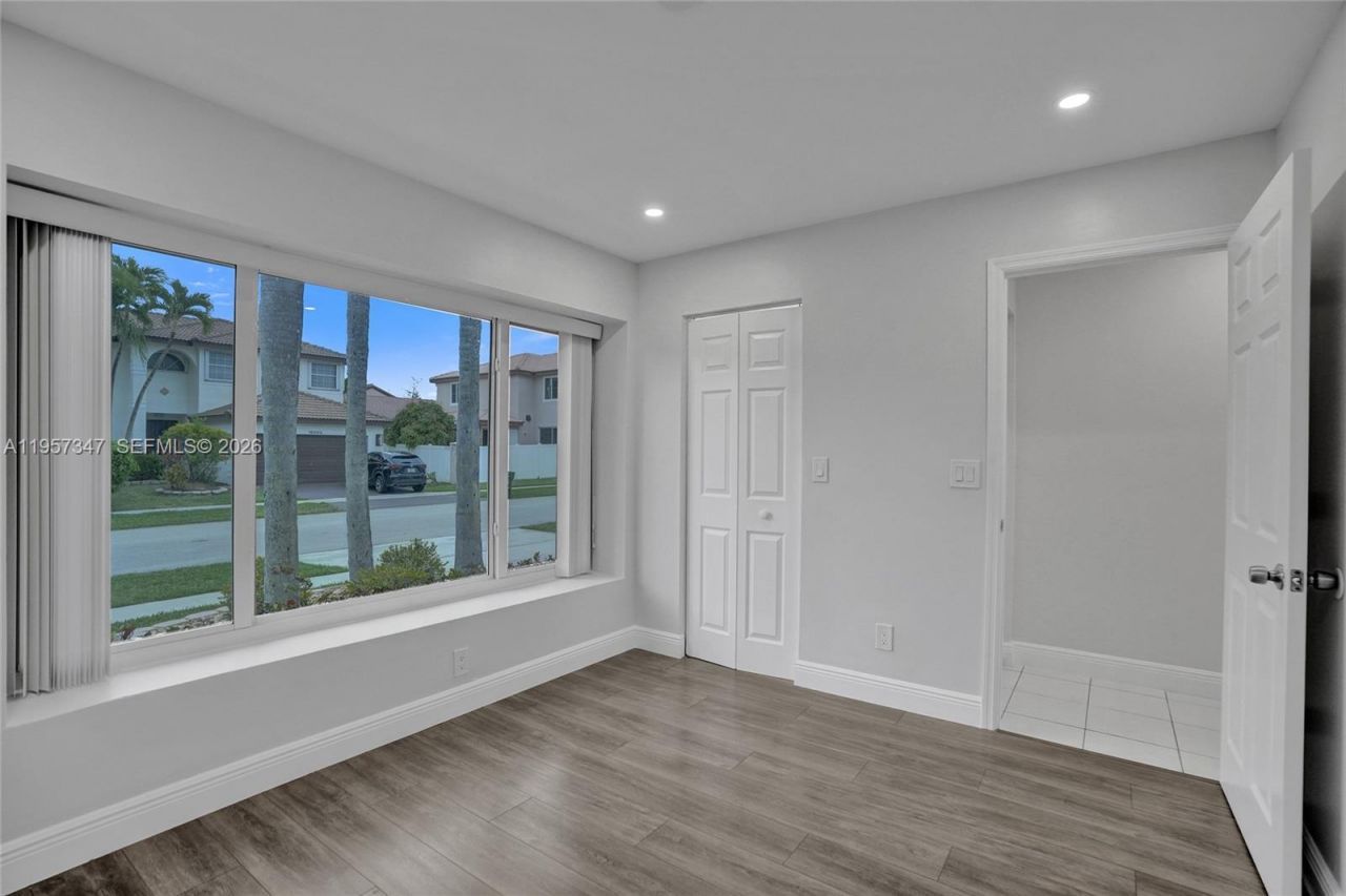 18034 SW 20th St, Miramar, FL 33029 Photo