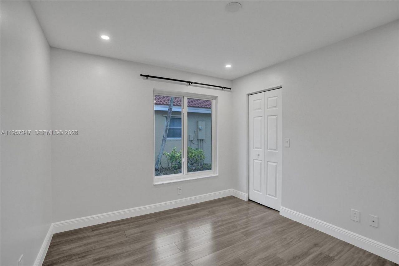 18034 SW 20th St, Miramar, FL 33029 Photo