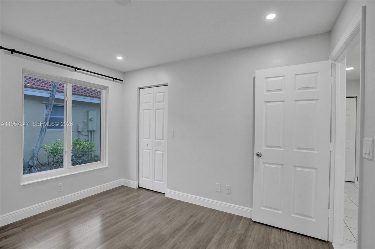 18034 SW 20th St, Miramar, FL 33029 Photo