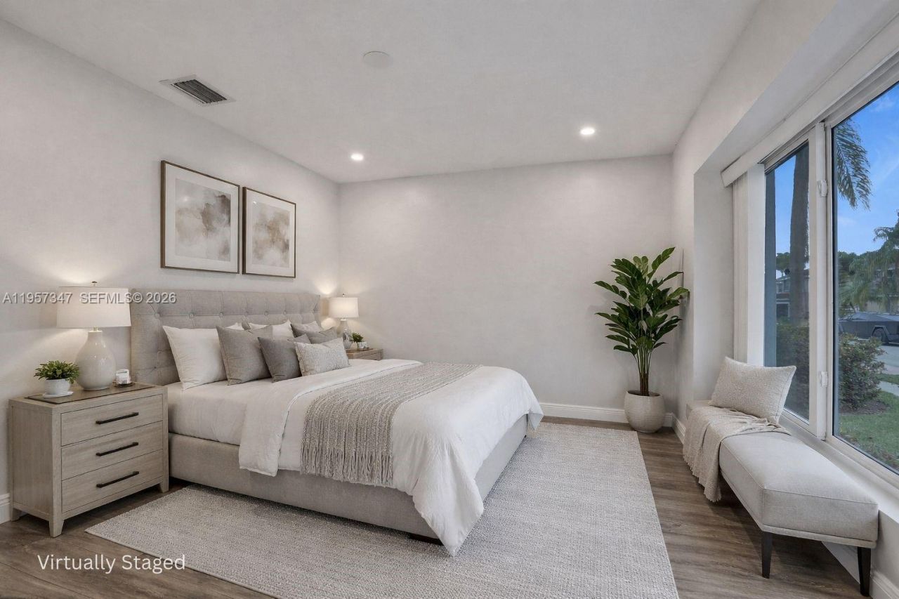 18034 SW 20th St, Miramar, FL 33029 Photo