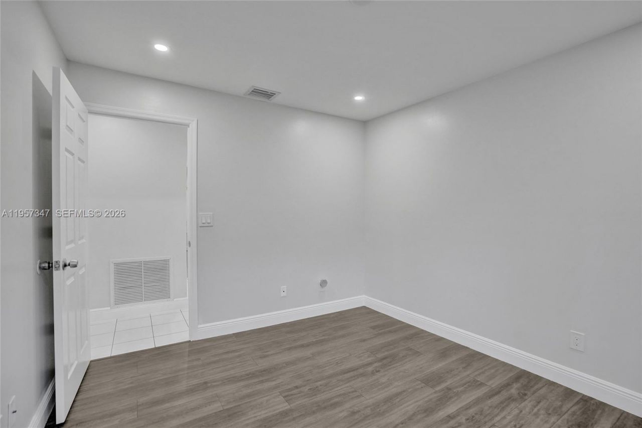 18034 SW 20th St, Miramar, FL 33029 Photo