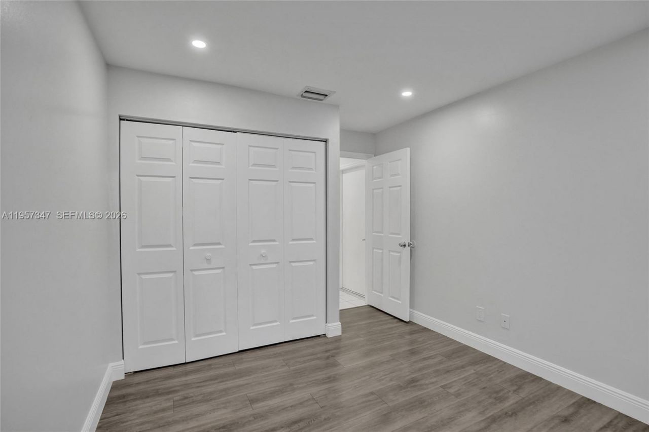 18034 SW 20th St, Miramar, FL 33029 Photo