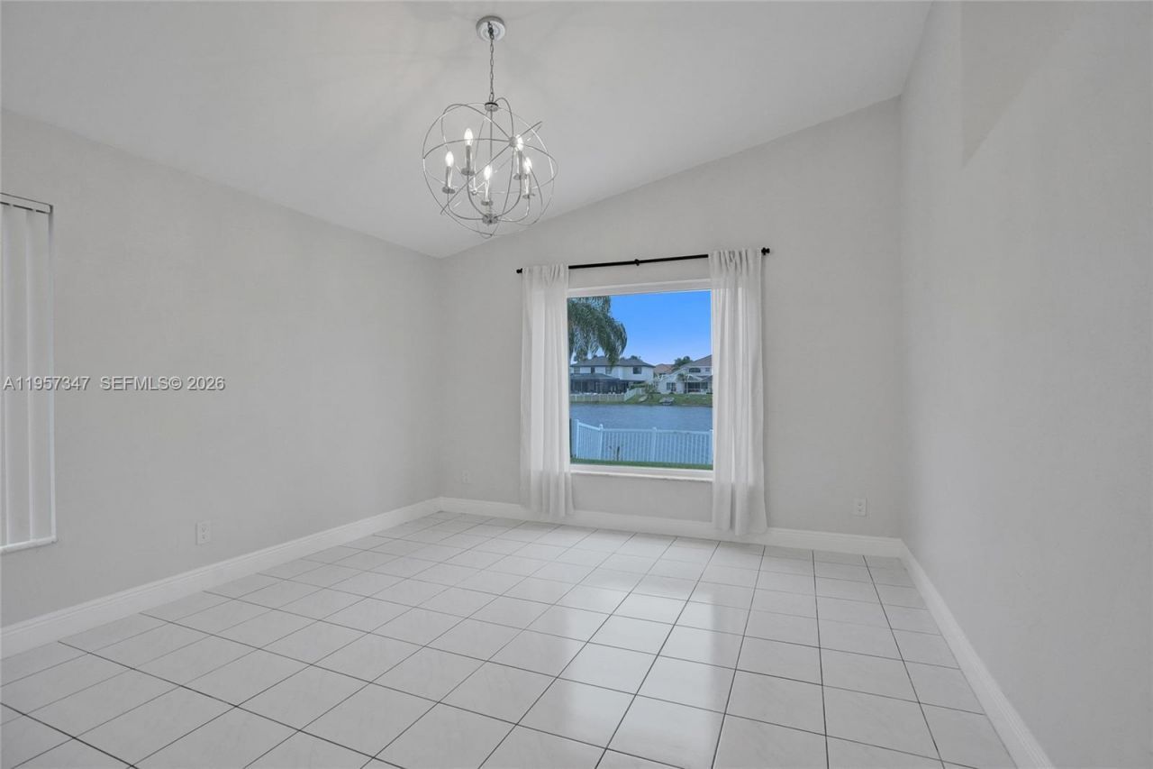 18034 SW 20th St, Miramar, FL 33029 Photo