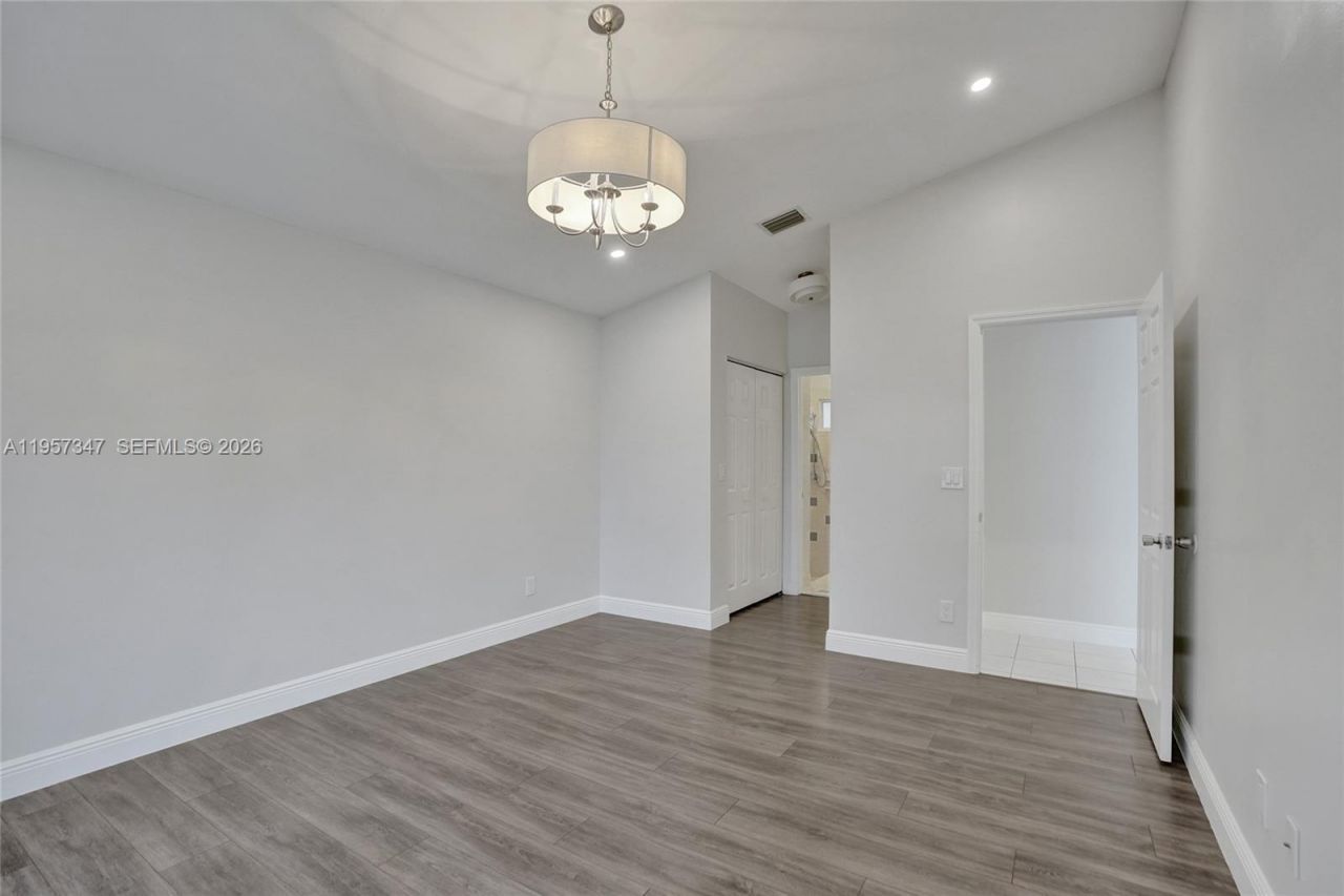 18034 SW 20th St, Miramar, FL 33029 Photo