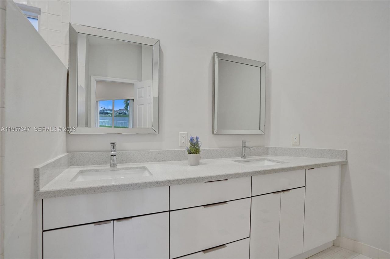 18034 SW 20th St, Miramar, FL 33029 Photo