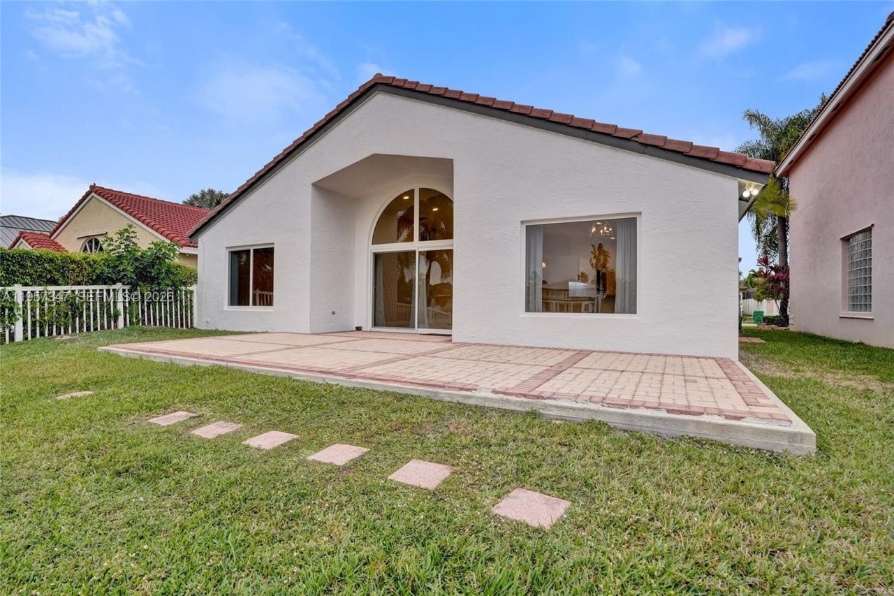 18034 SW 20th St, Miramar, FL 33029 Photo