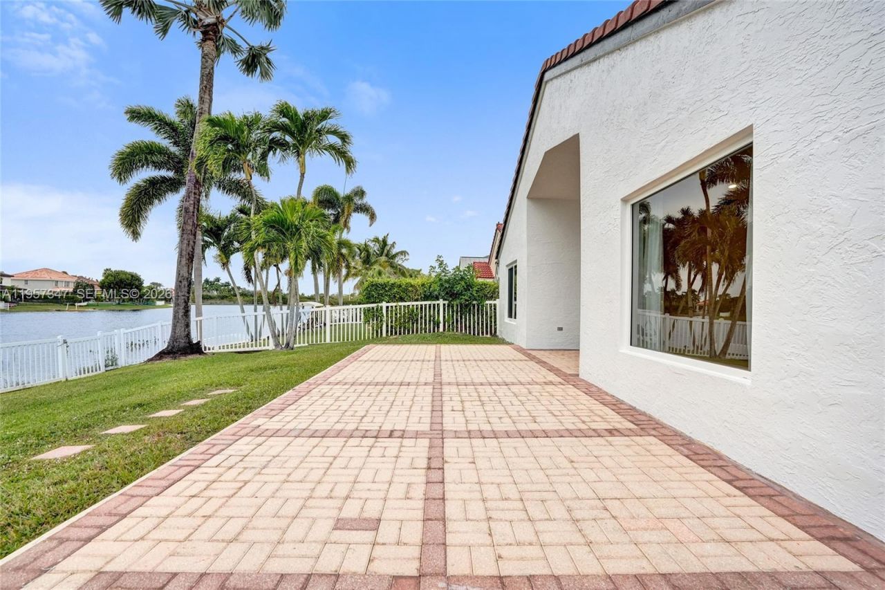 18034 SW 20th St, Miramar, FL 33029 Photo