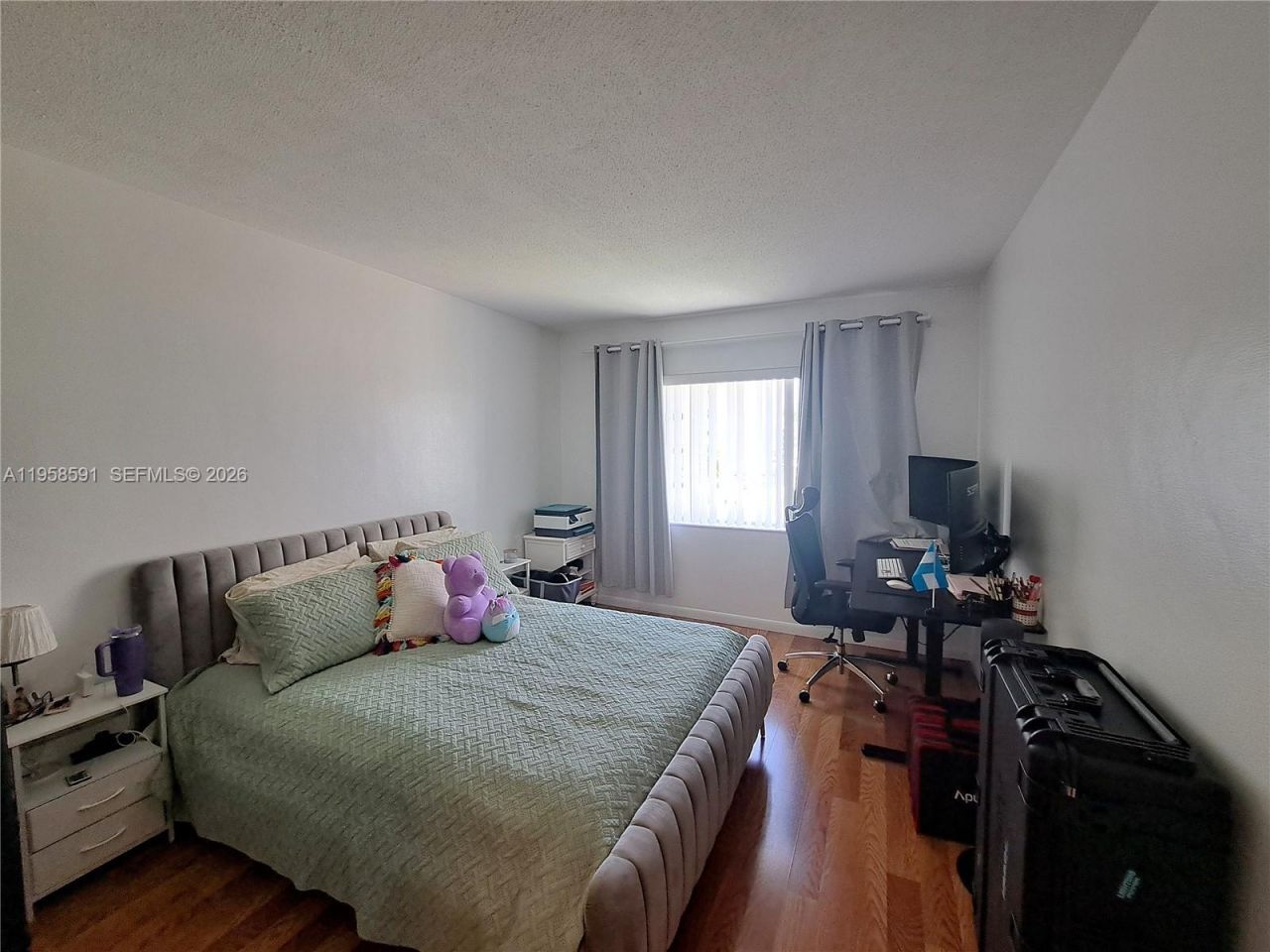 450 Golden Isles Dr , Unit 2B, Hallandale Beach, FL 33009 Photo