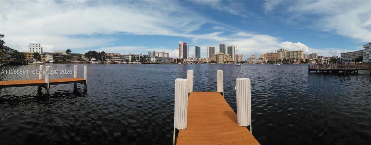 450 Golden Isles Dr , Unit 2B, Hallandale Beach, FL 33009 Photo