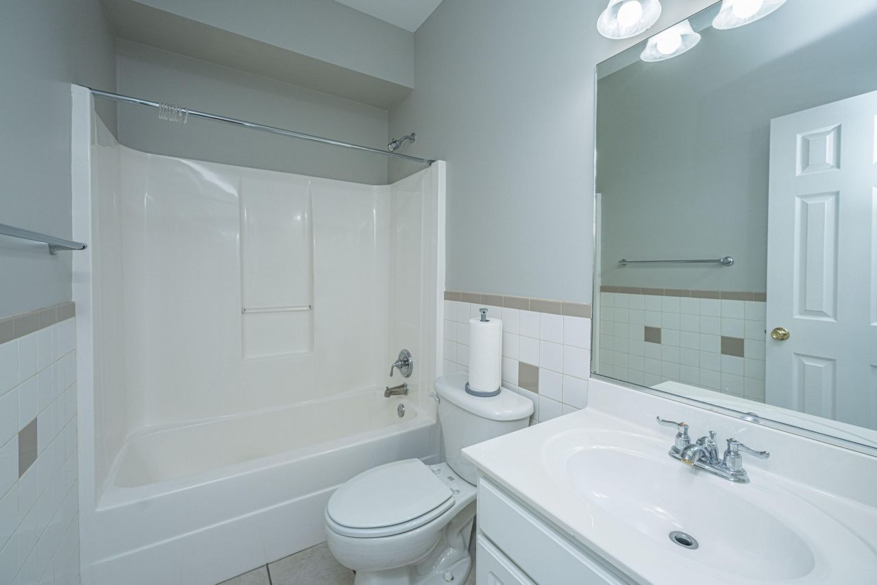 1319 Lark Lane Photo 14