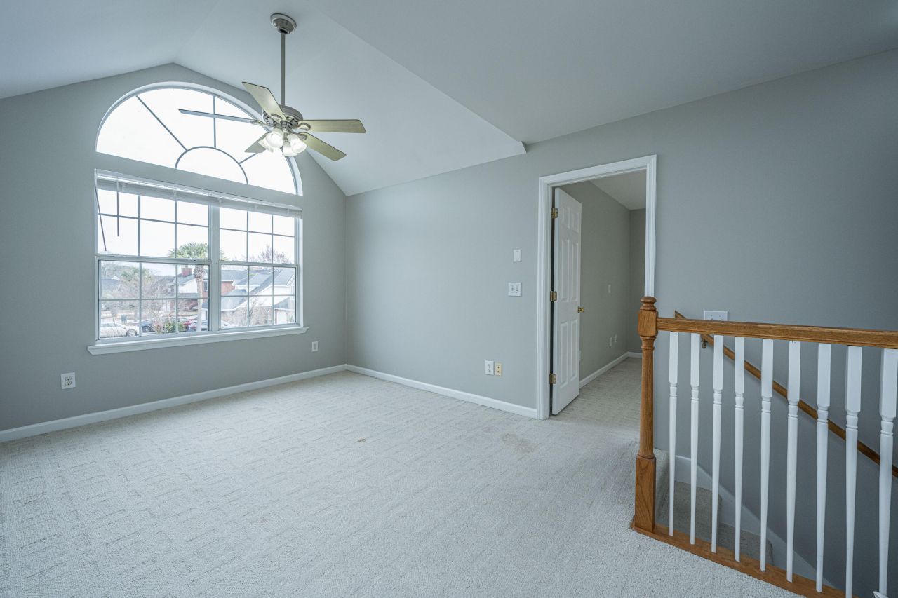 1319 Lark Lane Photo 16