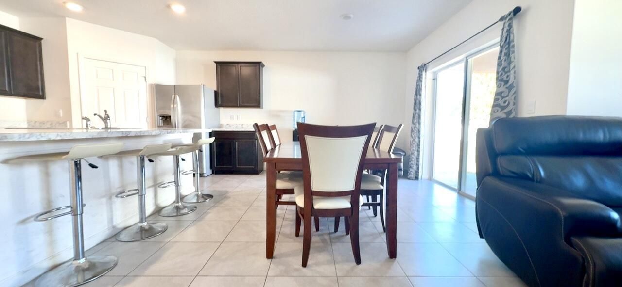 525 SW Twig Avenue, Port Saint Lucie, FL 34983 Photo