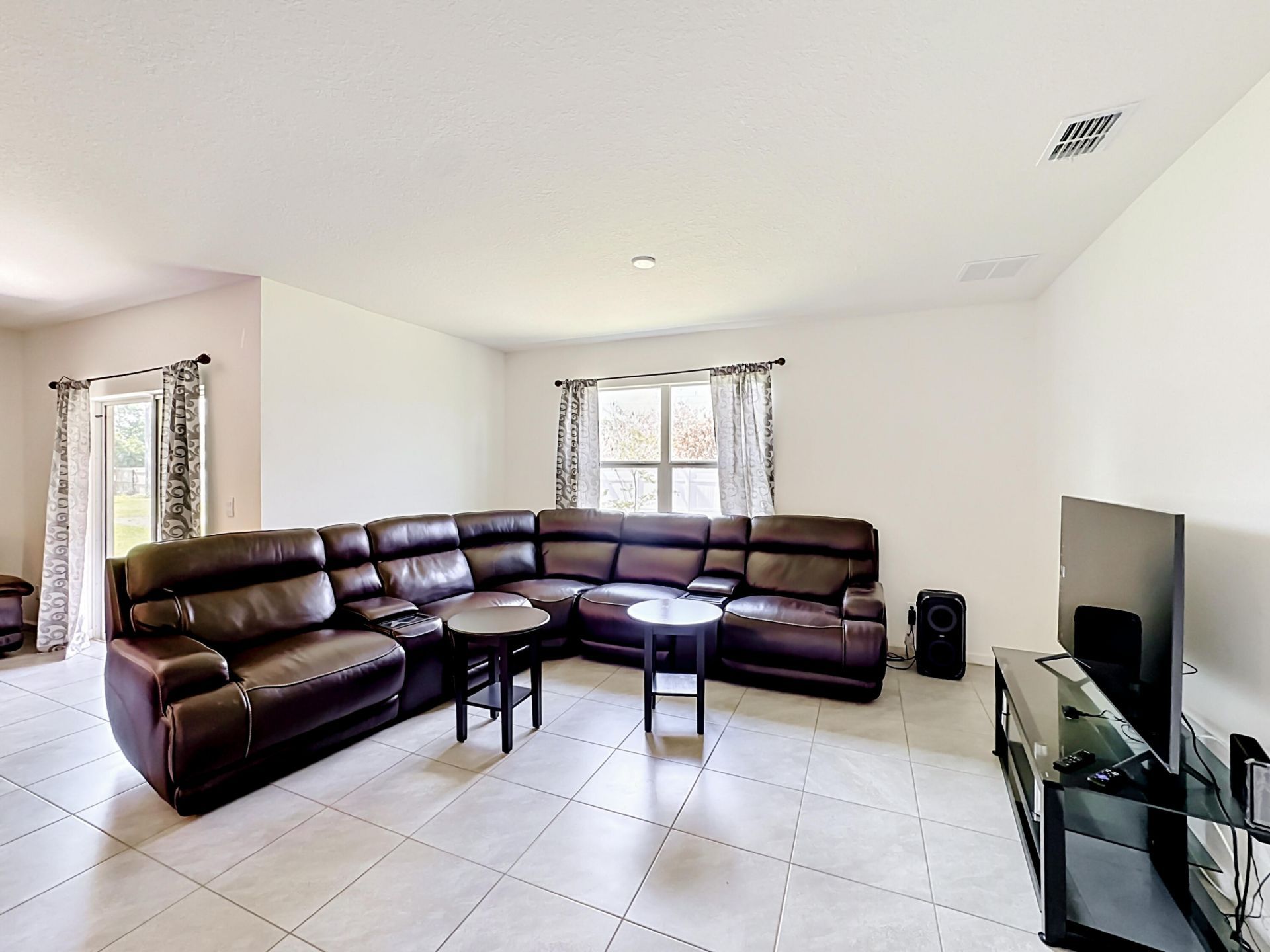 525 SW Twig Avenue, Port Saint Lucie, FL 34983 Photo